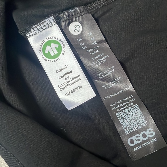 ASOS Black Tank 🖤 - Picture 4 of 4